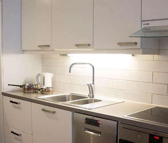 Kotiyksioe Center * Lahti